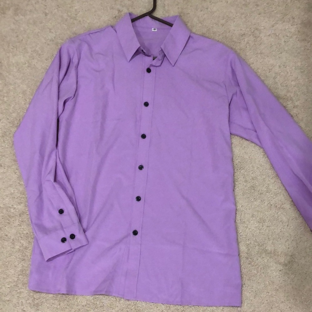 Men’s lilac polyester button down